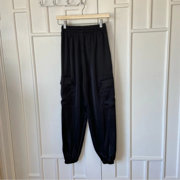 Sexy Satin Finish Cargo Pant with elastic waist trendy & comfortable size  small - Picture 8 of 11